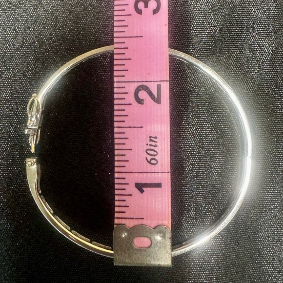Beautiful silver diamond like gems bangle bracelet - Picture 6 of 6